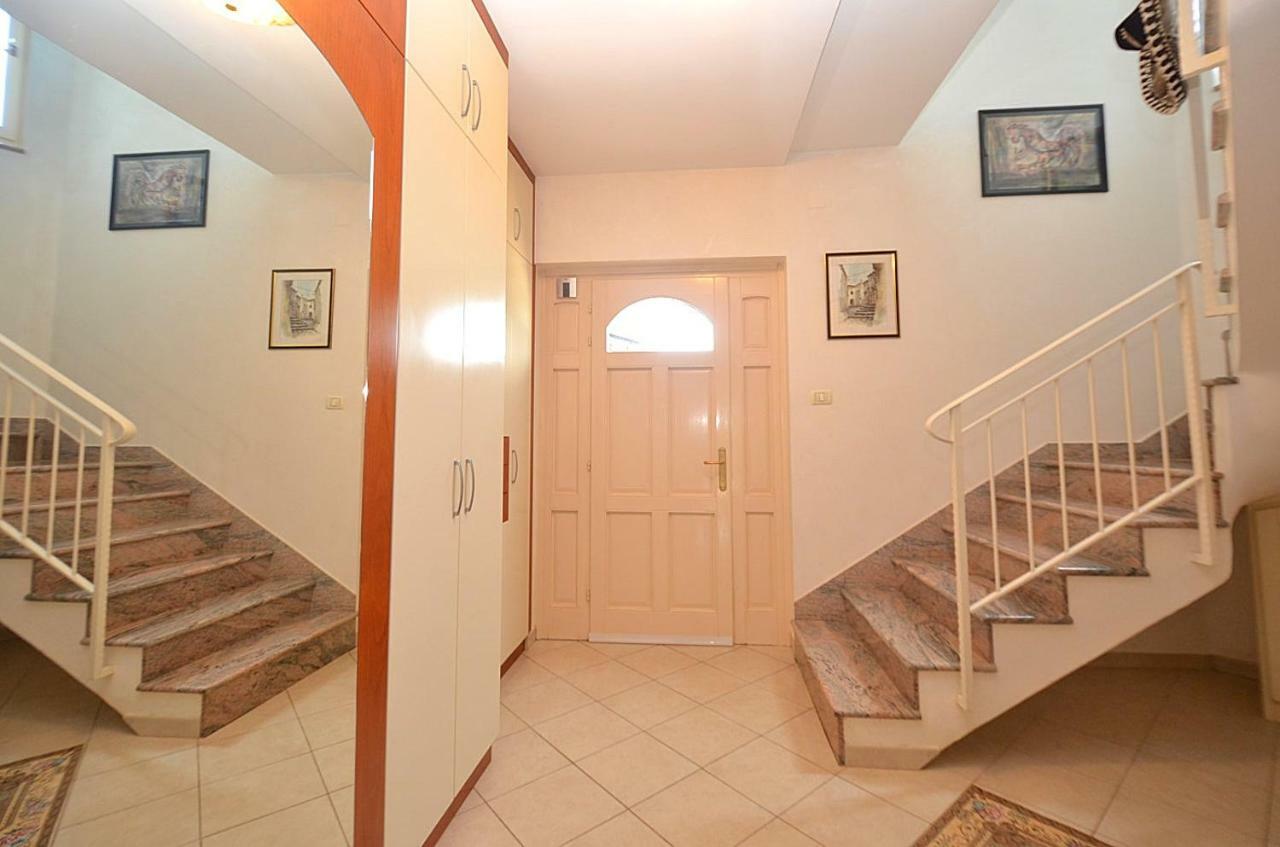 Holiday Home Sverko Novigrad Istria Exterior foto